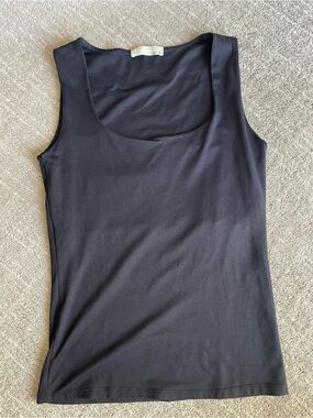 Zara - Scoop neck sleeveless top - Small - Black